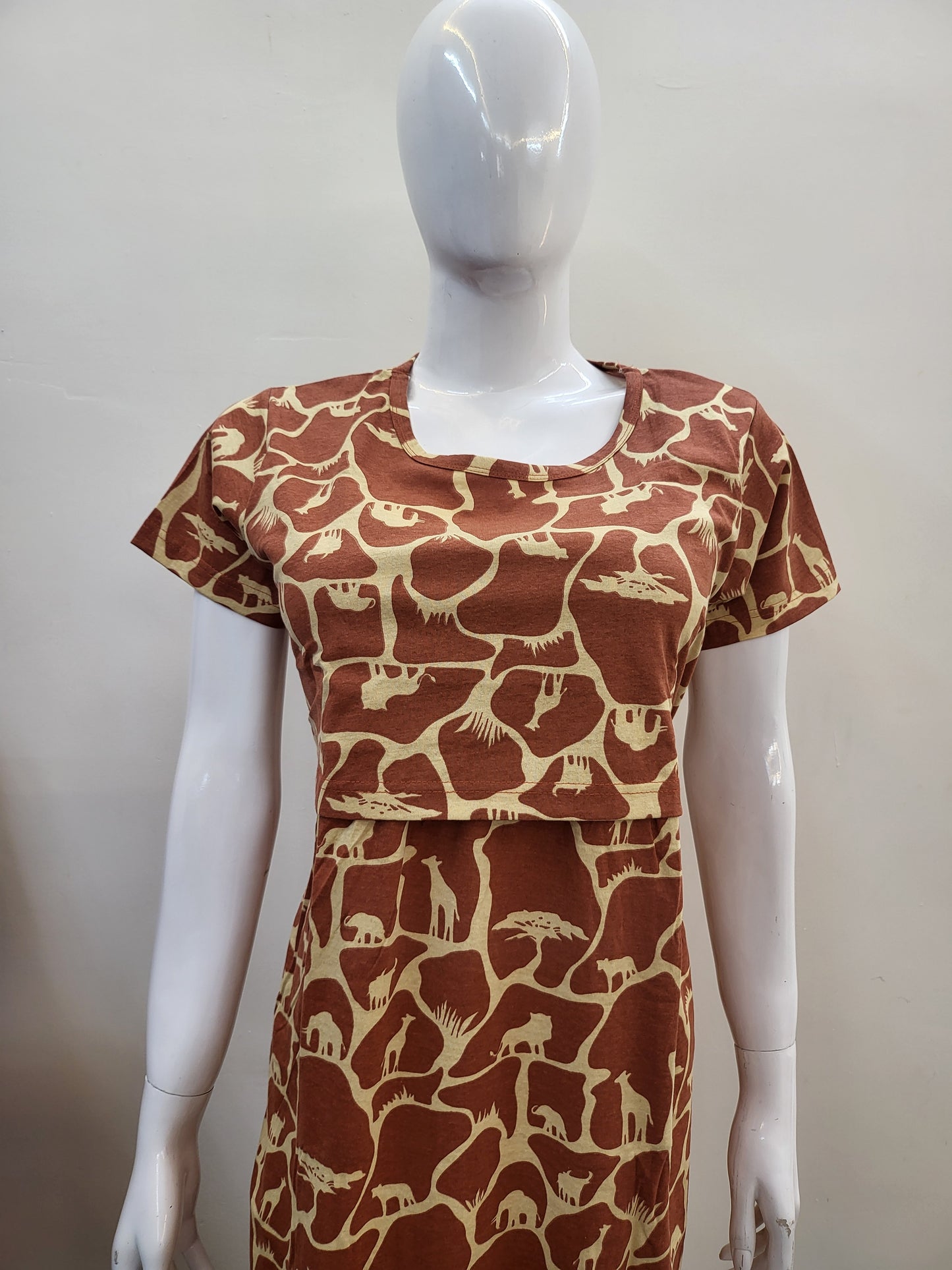 Pullup zipless feeding giraffe