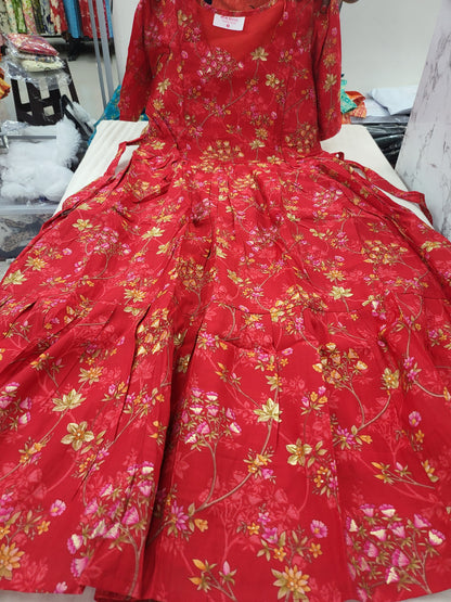 Chanderi silk feeding red4