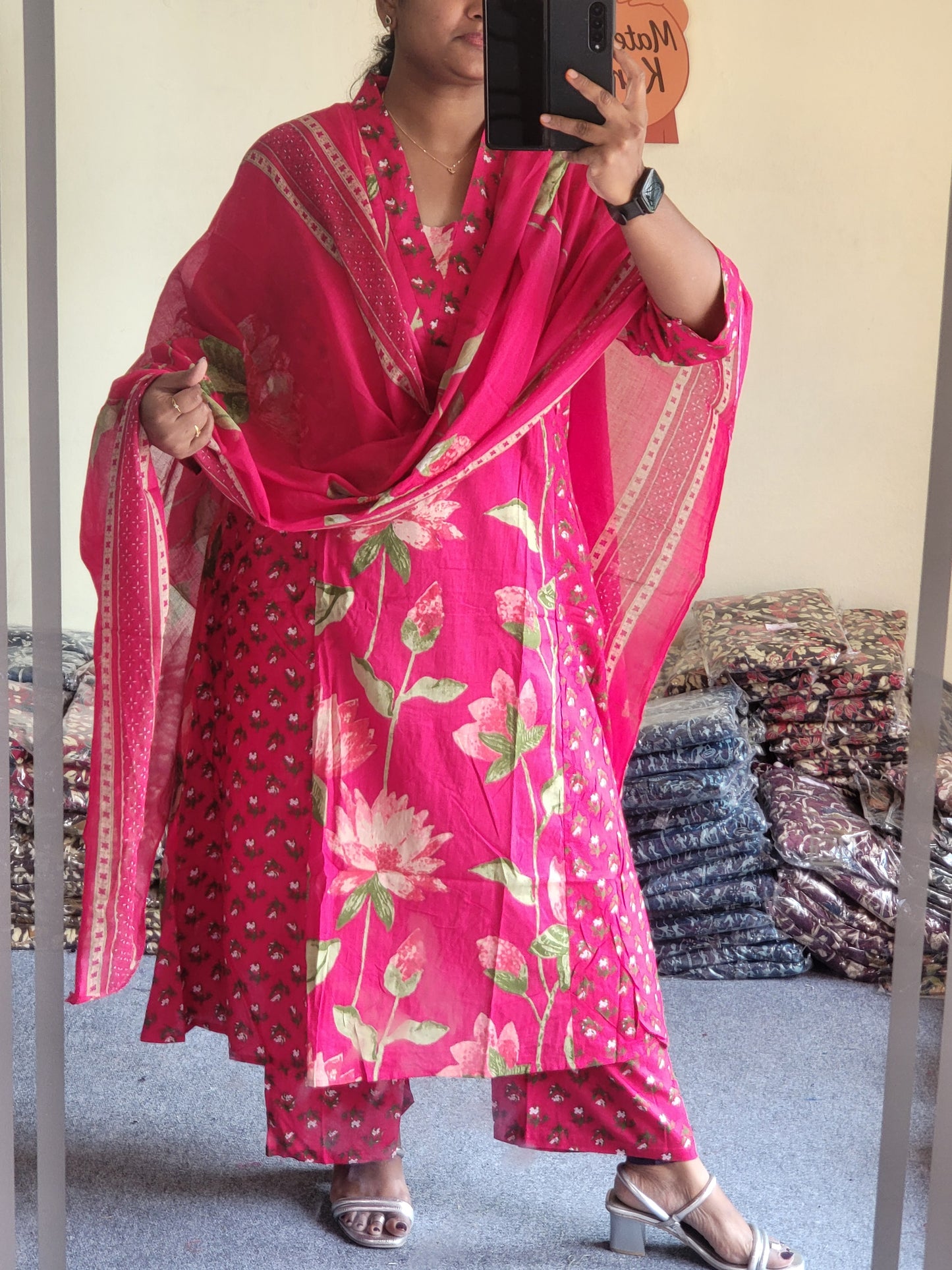 3Pc Sets Feeding in A line Pattern