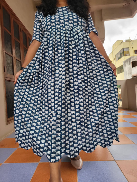 Cutwork blue elephant feeding kurtis