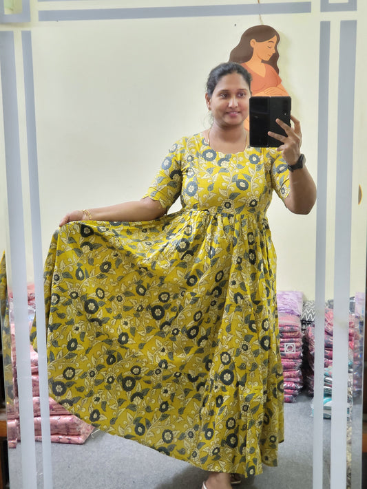 Feeding Kalamkaari Kurtis