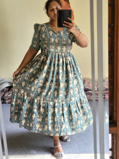 Kalamkaari print feeding kurtis