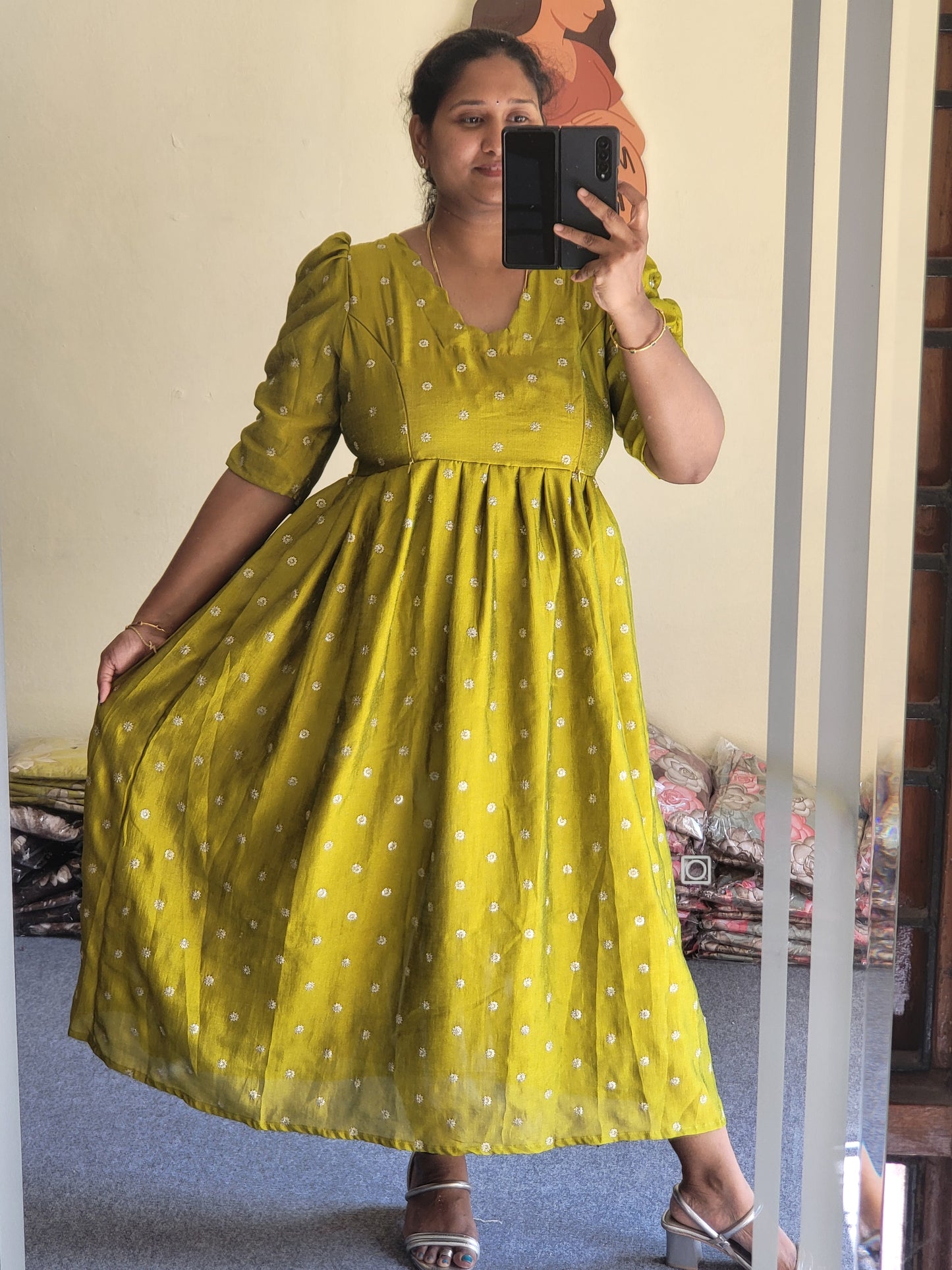 Partywear 1pc in feeding